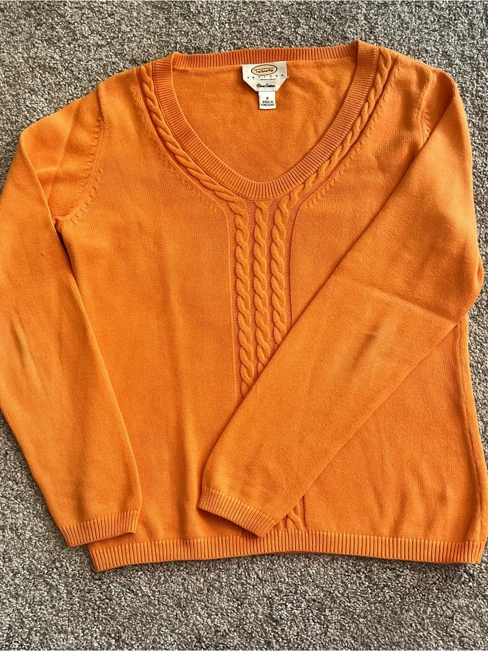Talbots Wonens Petite Cantaloupe Orange Cable-Front V-Neck Sweater